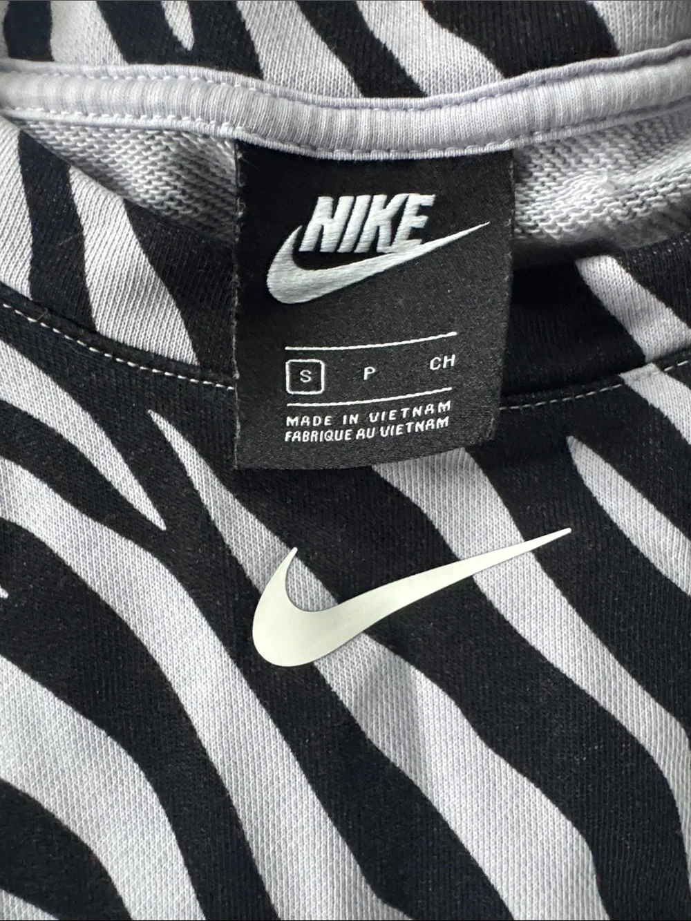 Nike Black & White Zebra-Print Cropped Hoodie